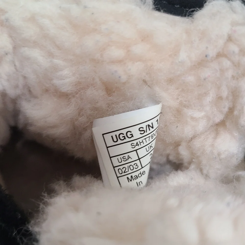 Ugg jesse boot slipper crib bootie